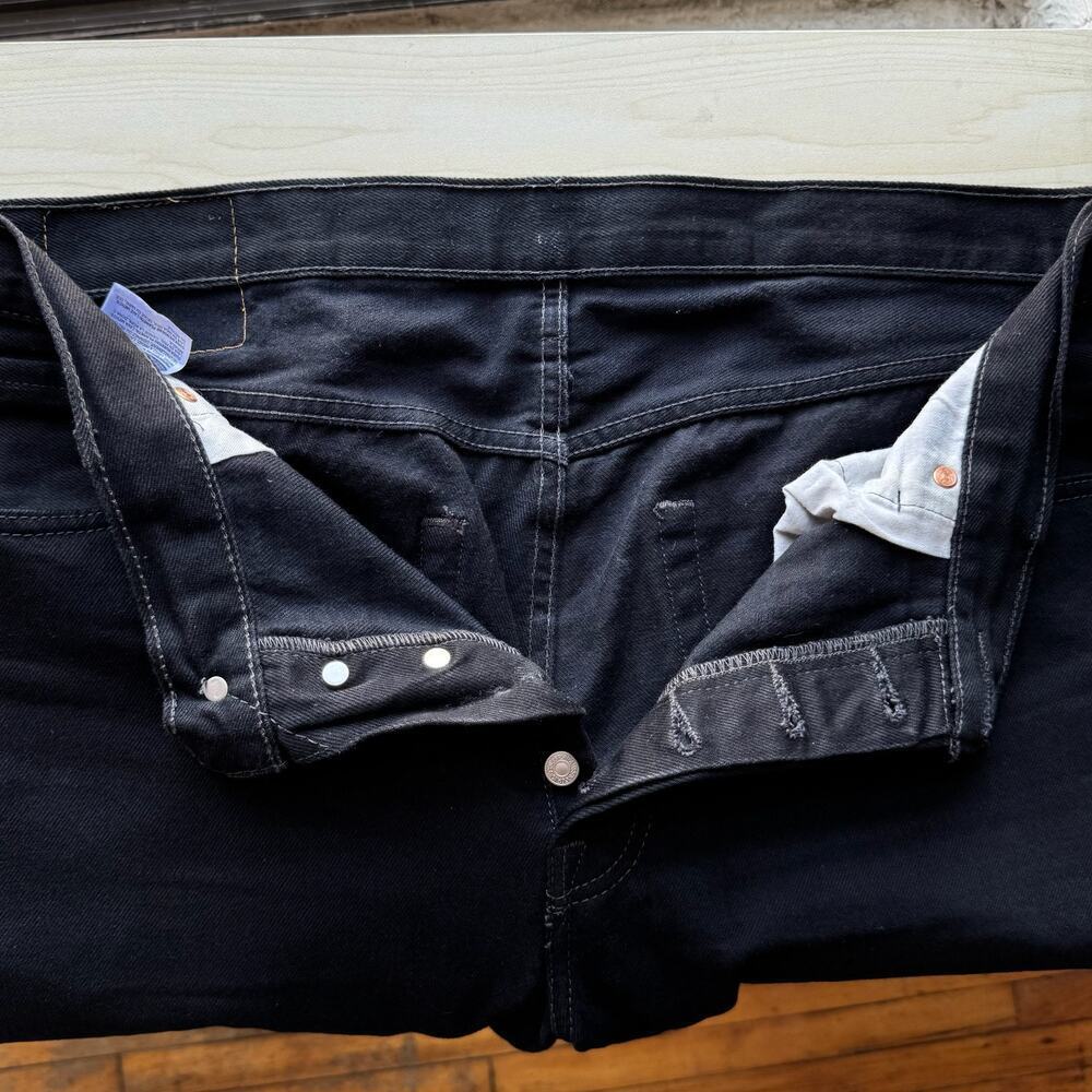 Levi's 501 Straight Leg Men's Jeans with Button Fly - Picture 6 of 10